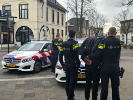 112 Nieuws:  Trein staat stil vanwege politie-actie op station Meppel, man uit trein gehaald en aangehouden