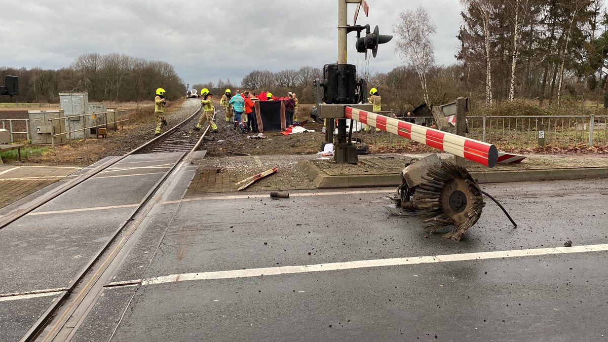 L1mburg Centraal: Dode bij treinongeluk Tienray