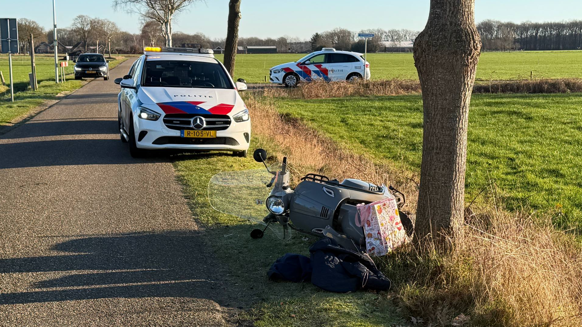 Scooterrijder in Haarle aangereden door automobilist.