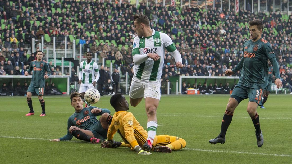 Kaj Sierhuis maakt de 1-0 tegen Ajax, afgelopen zondag