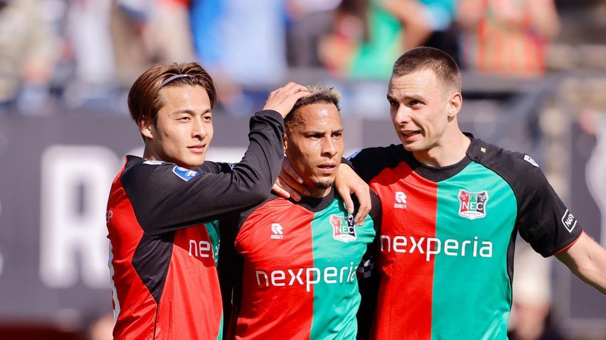 TERUGKIJKEN | De persconferentie over de bekerfinale AZ - NEC