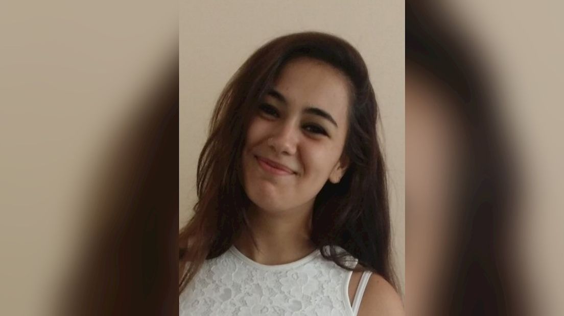 Llayda Yanik (16) vermist