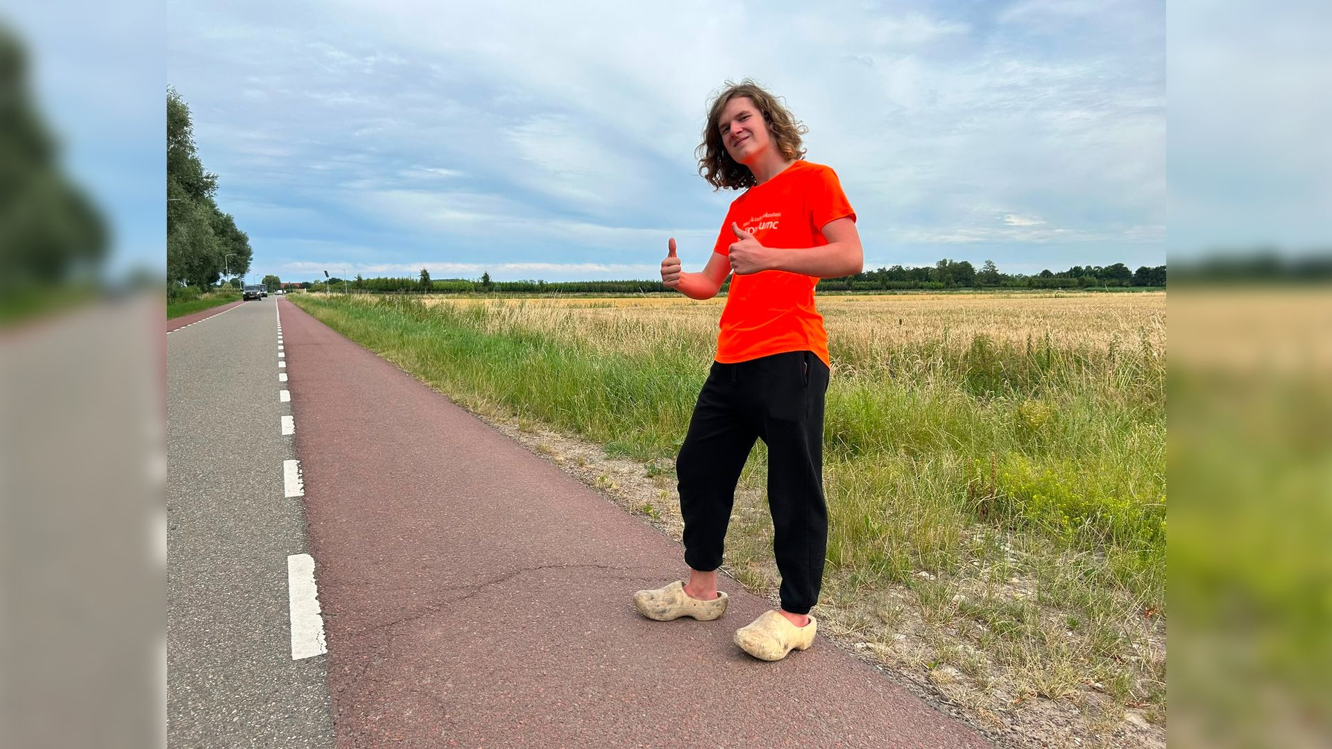 Theo (15) loopt op klompen zijn allereerste Vierdaagse