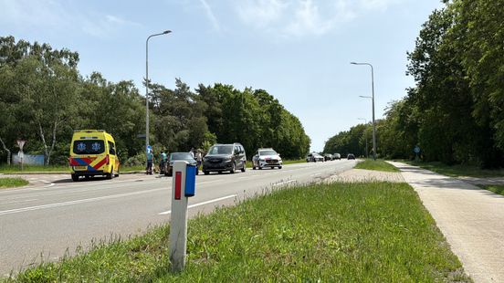 Forse schade en gewonde bij ongeluk op Middenpeelweg. Forse schade en gewonde bij ongeluk op Middenpeelweg.