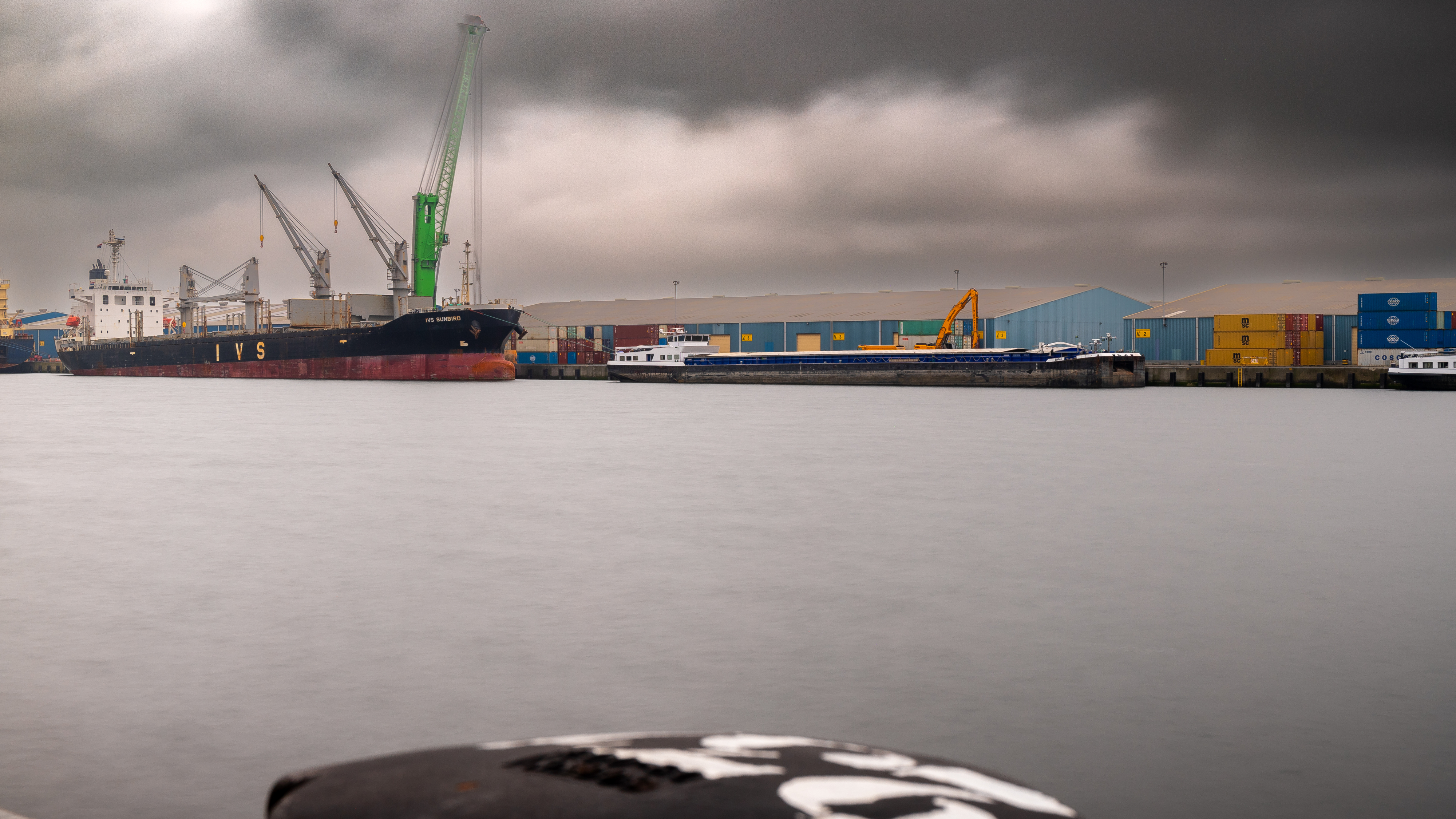 Havenmedewerkers gaan staken, vakbond maakt vuist tegen bezuiniging
