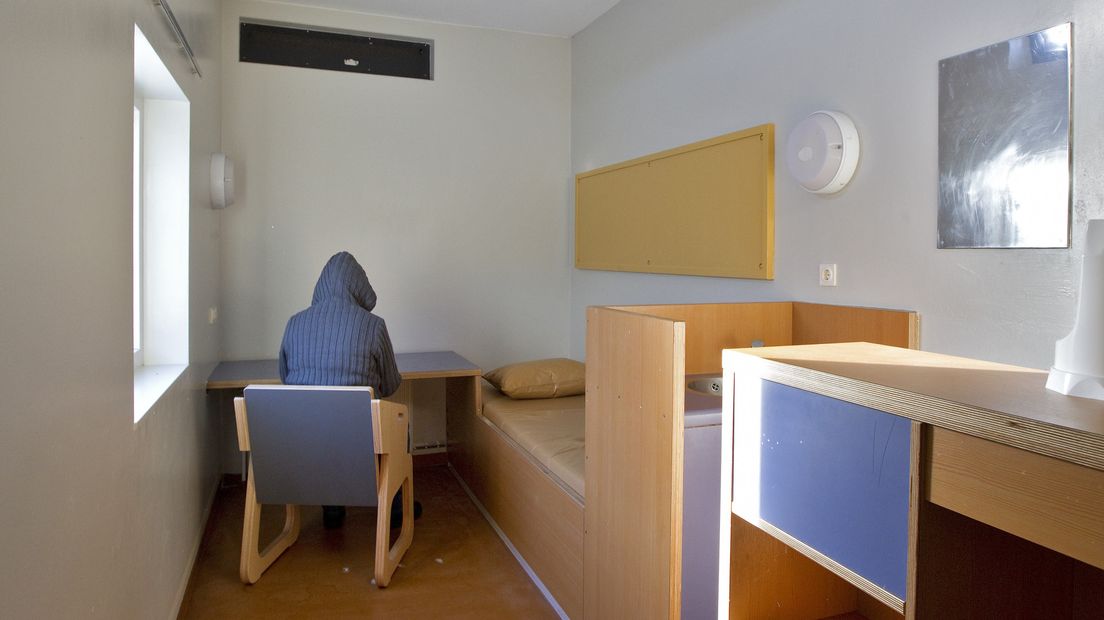 Een cel in een jeugdgevangenis, foto ter illustratie