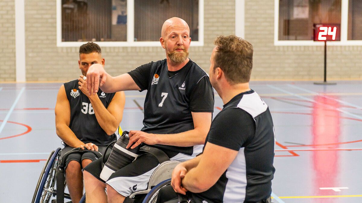 Rolstoelbasketballers uit Middelburg vechten voor laatste kans 