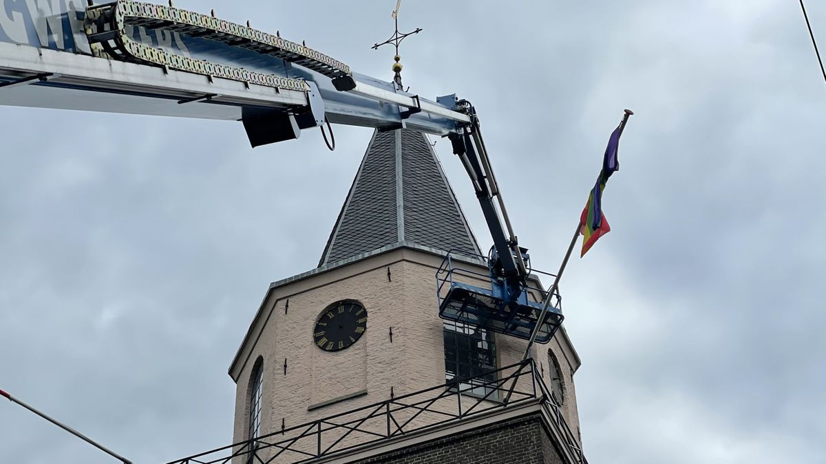Wijzers weg: Grote Kerk van Emmen is twee weken ‘tijdloos’ - RTV Drenthe