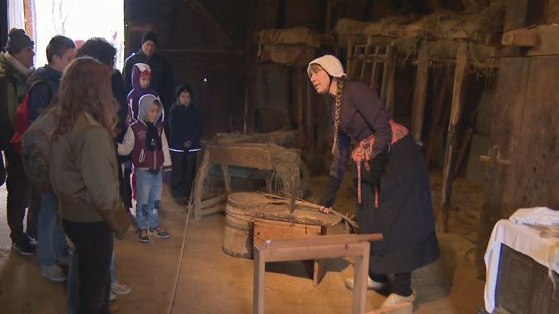 In het Nederlands Openluchtmuseum kon je de afgelopen weken weer genieten van de ouderwetse winter van vroeger. Maar de winter vliegt voorbij. Dit weekend is alweer het laatste weekend van de winteropenstelling van het museum.