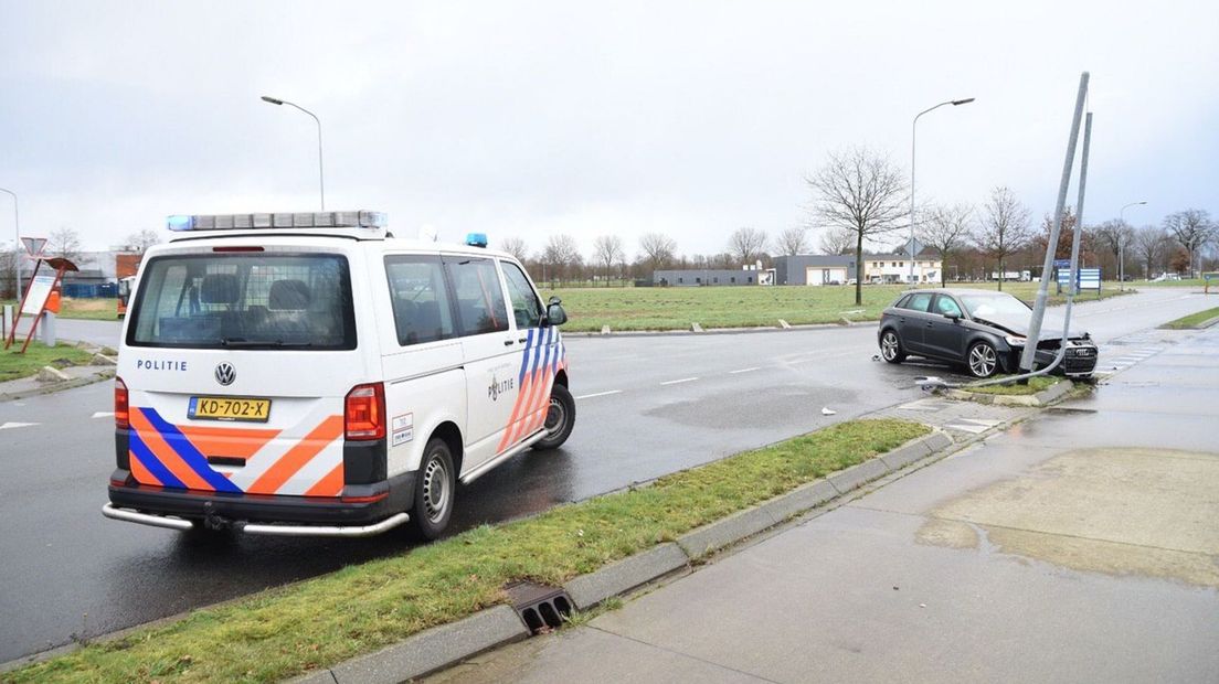 Het ongeluk gebeurde op de kruising op de kruising van de Phileas Foggstraat met de James Cookstraat (Rechten: De Vries Media)