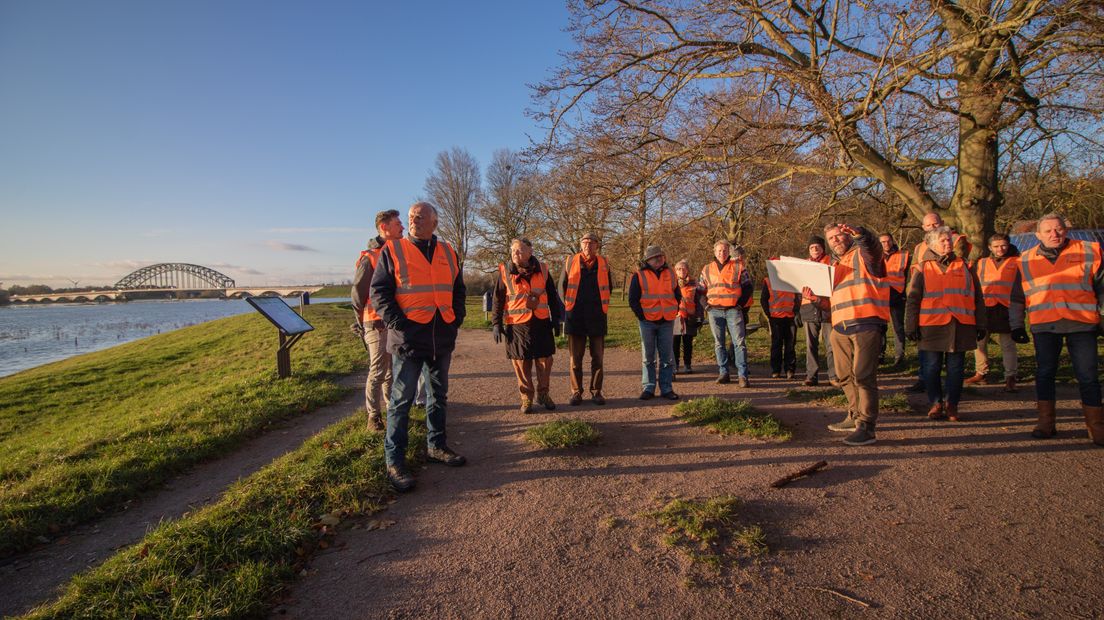 Waterschap houdt dijkexcursies op de IJsseldijk tussen Zwolle en Olst