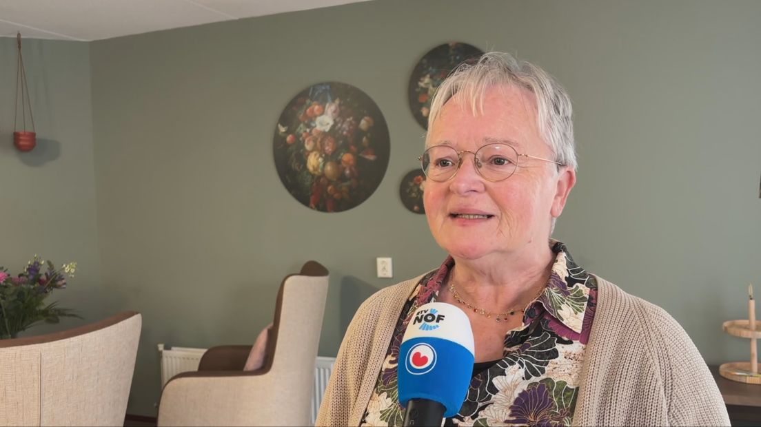 Dettie Pool, vrijwilliger