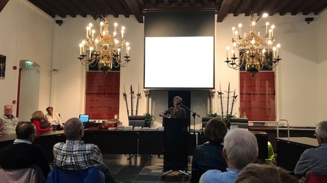 Lezing over dialect in Sluis