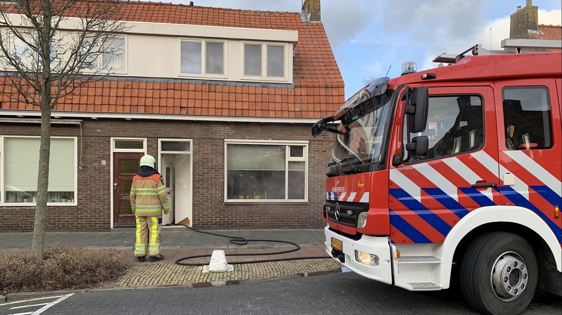 De brandweer heeft de keukenbrand in Kampen geblust