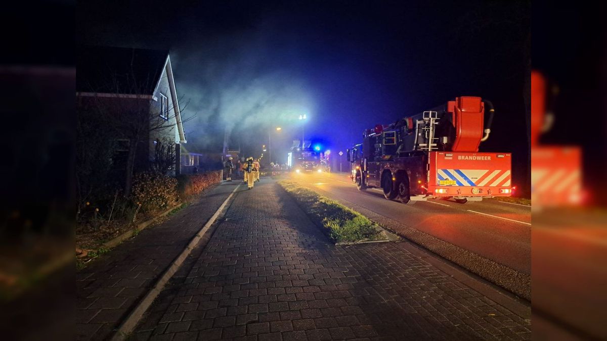 Veel rookontwikkeling bij brand in woning Emmer-Compascuum