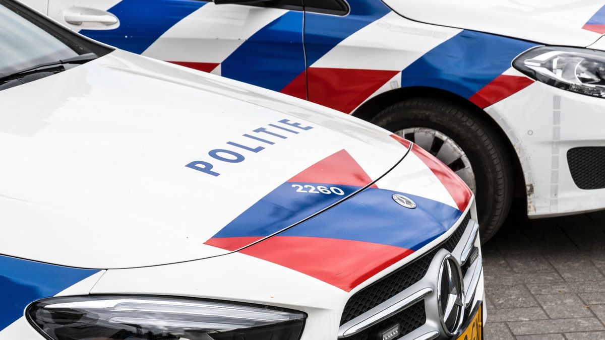 Bestelbusjes botsen in Drachten | Weg tussen Noardburgum en Twijzel (N355) komende weken dicht