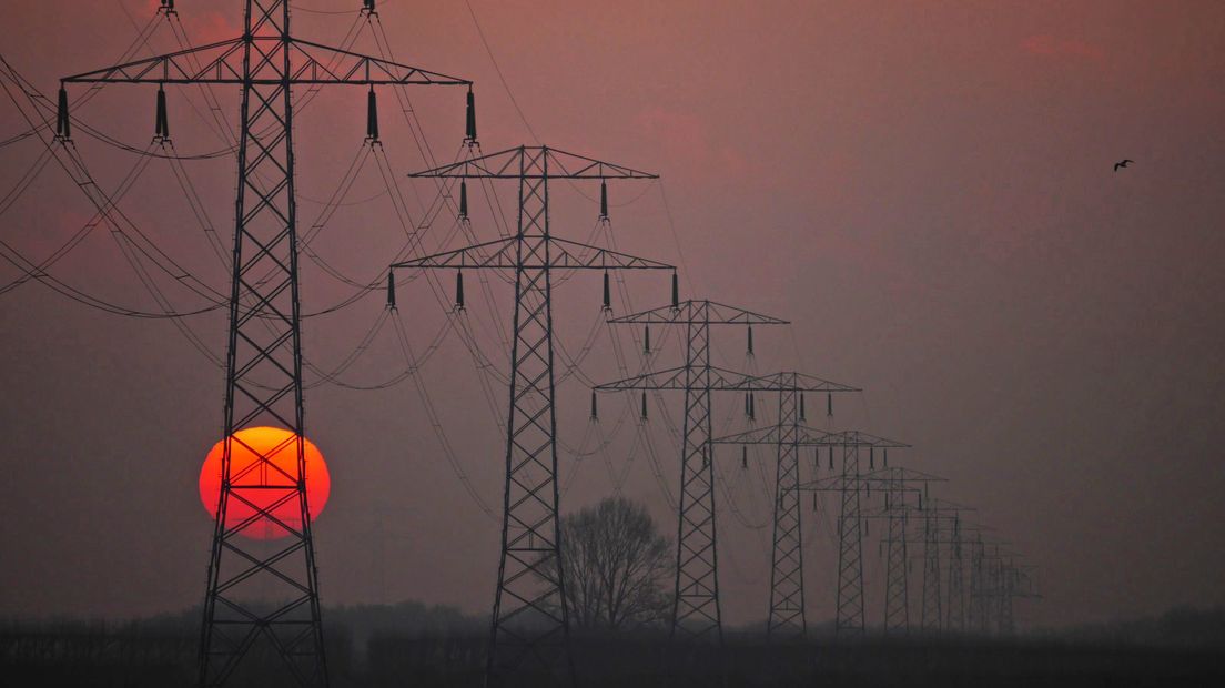 Tussen Borssele en Rilland wordt een nieuwe hoogspanningslijn aangelegd