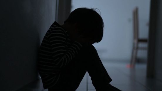 ‘Getekend voor het leven’, moeder verdacht van mishandeling zoontjes