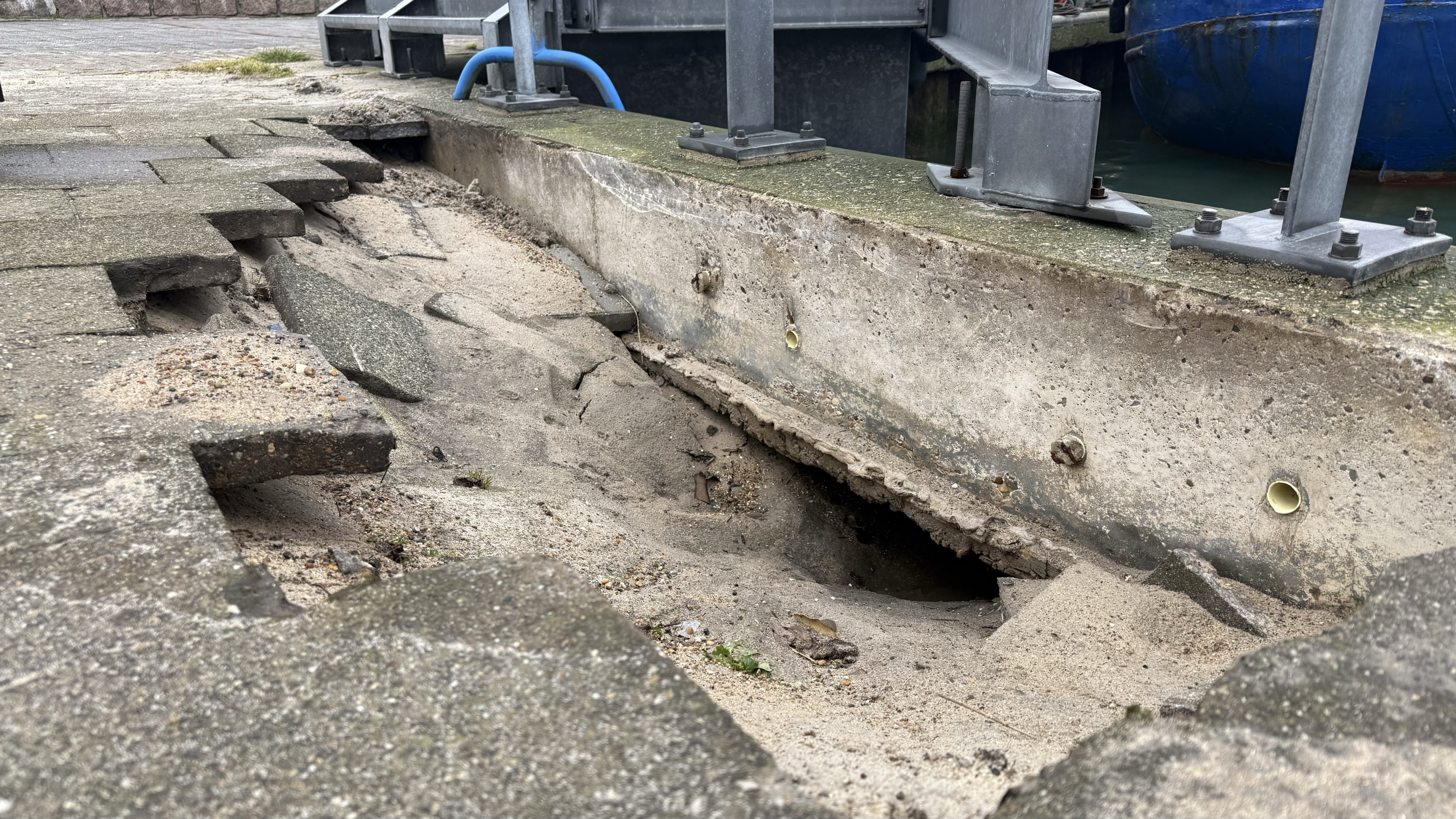 Sinkhole op Skylge: feiligens haven hieltyd fierder efterút