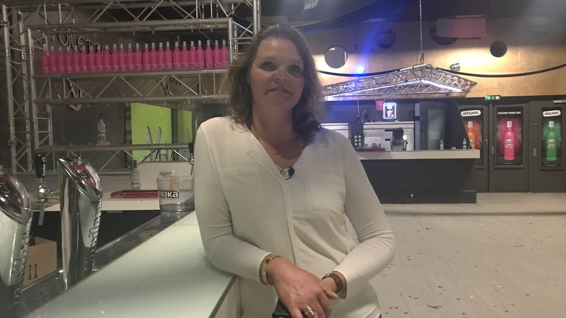 Voorzitter Sandra Hoekman van het TT Museum wil snel duidelijkheid over steun vanuit Assen (Rechten: Margriet Benak / RTV Drenthe)