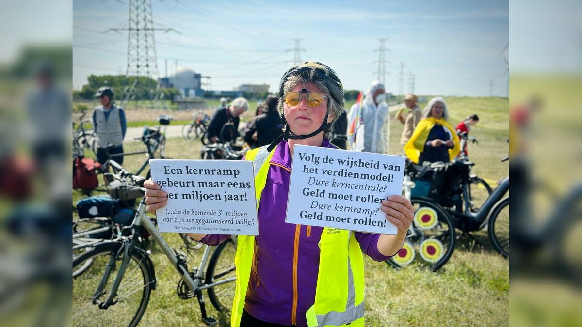 Van Eemshaven naar Borssele: fietstocht als manifest tegen kernenergie