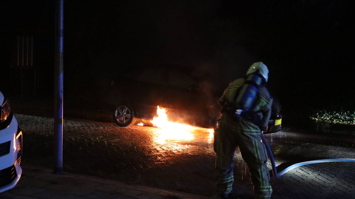 Autobrand in Coevorden, brand snel geblust