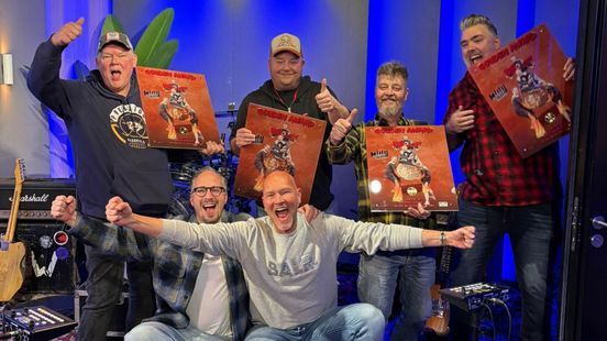 Gouden plaat voor Mooi Wark voor album uit 2008: 'Deze is van ons allemaal' Nieuws