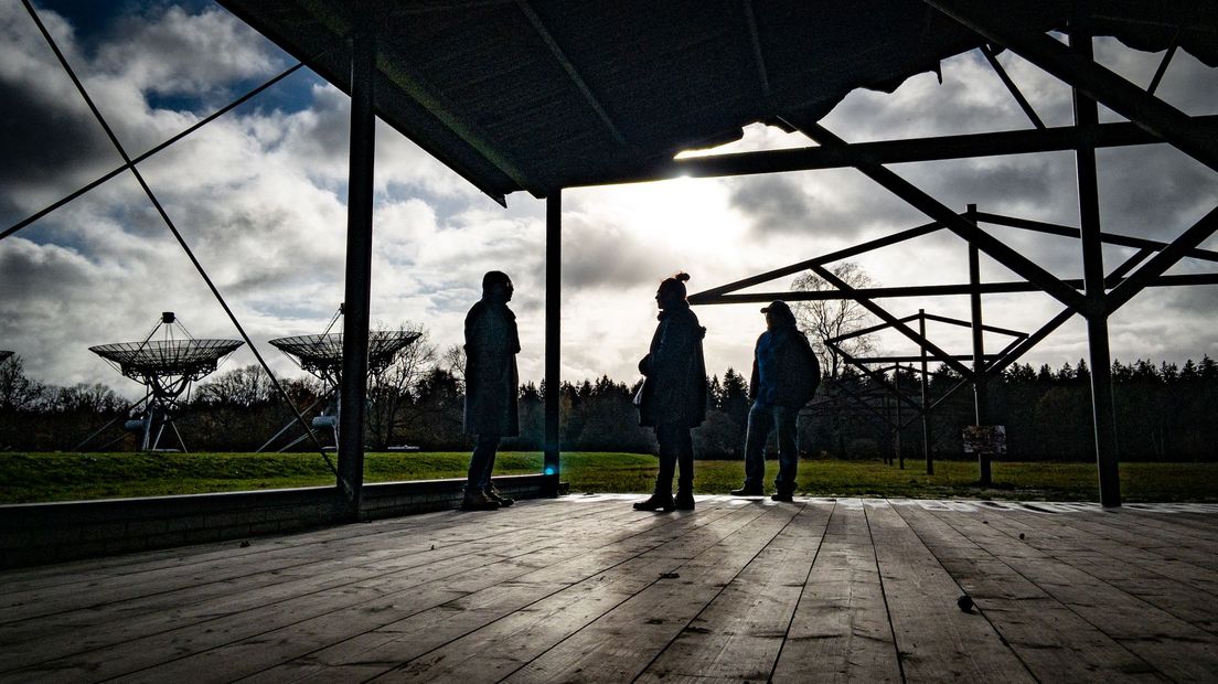 Oud-inwoners terug bij Kamp Schattenberg (Rechten: RTV Drenthe/Edwin van Stenis)