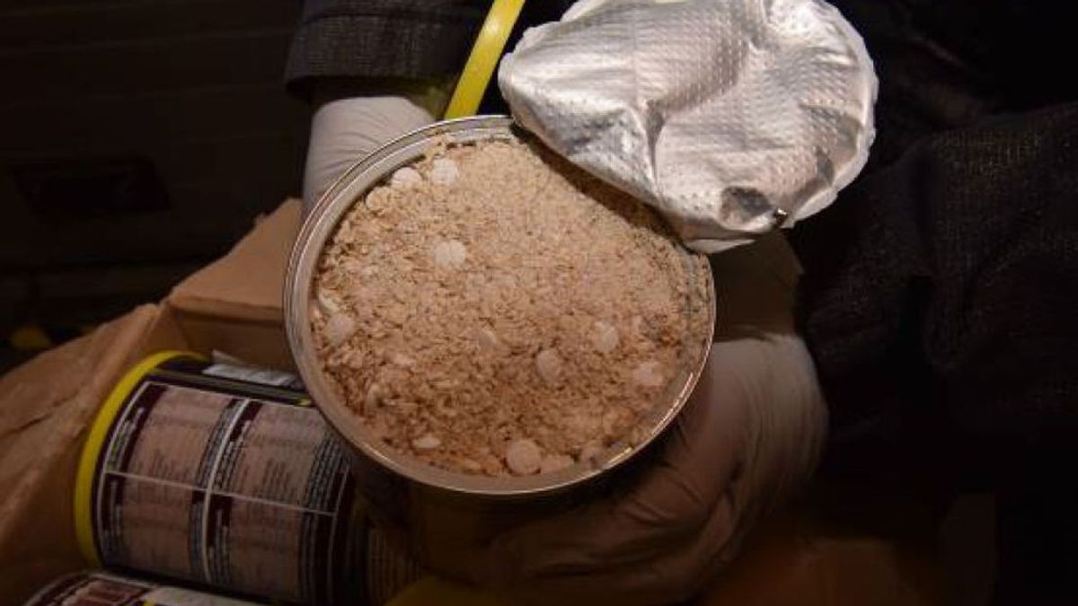 Amfetaminepillen tussen de ontbijtgranen: 52-jarige verdachte hangt vijf jaar cel boven het hoofd