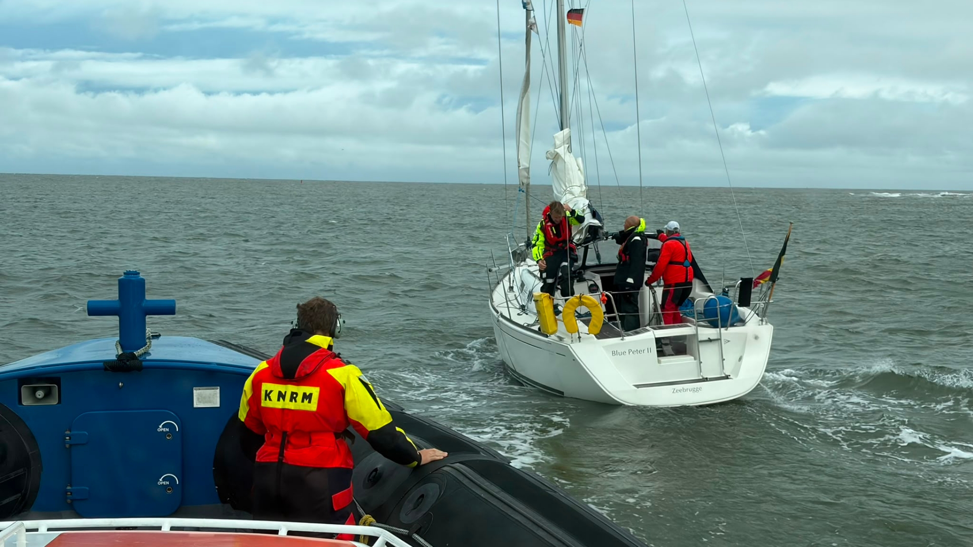 112-nieuws vrijdag 31 juli: KNRM helpt zeiljacht dat dreigde vast te lopen