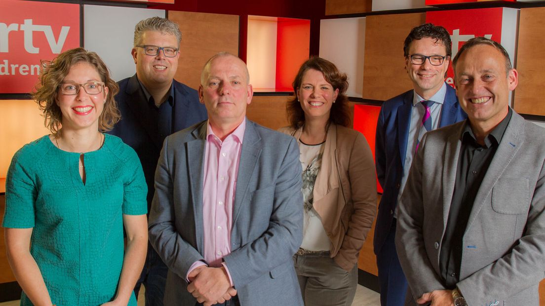 De genomineerden, vlnr: Bernadette van den Berg, Jan ten Kate, Henk Brink, Riette Wollerich, Maurice Hoogeveen, Jan Bos (Rechten: RTV Drenthe / Fred van Os)