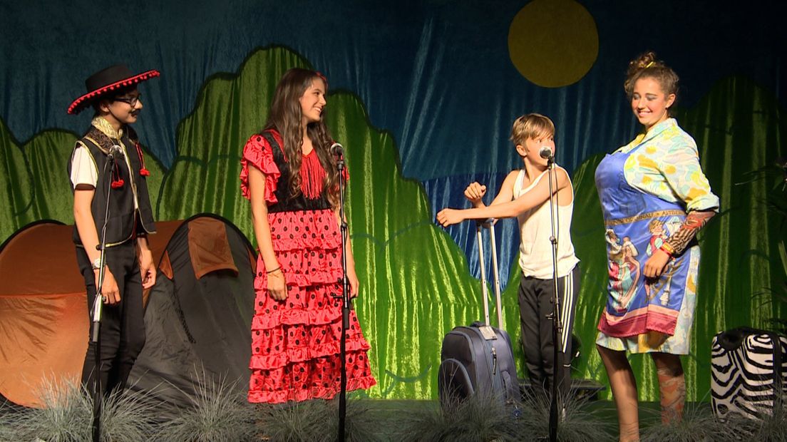 Eindmusical groep 8 basisschool Bohemen Kijkduin. 