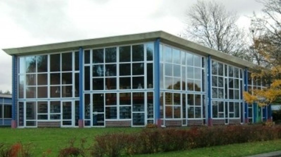 De bibliotheek in Warffum