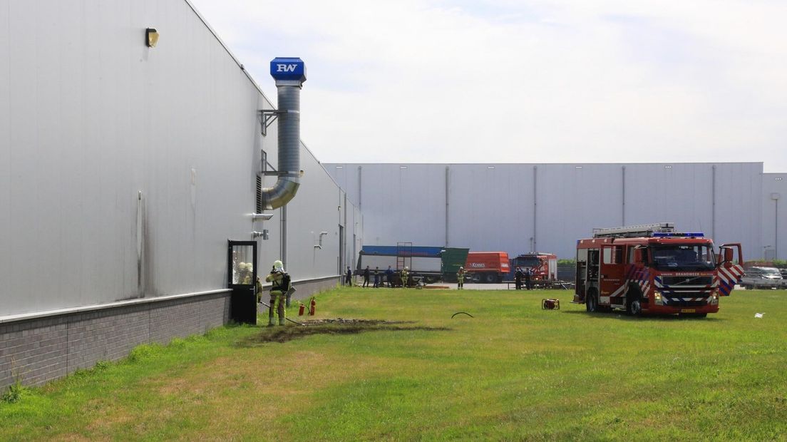 Brand bij machinefabriek in Raalte