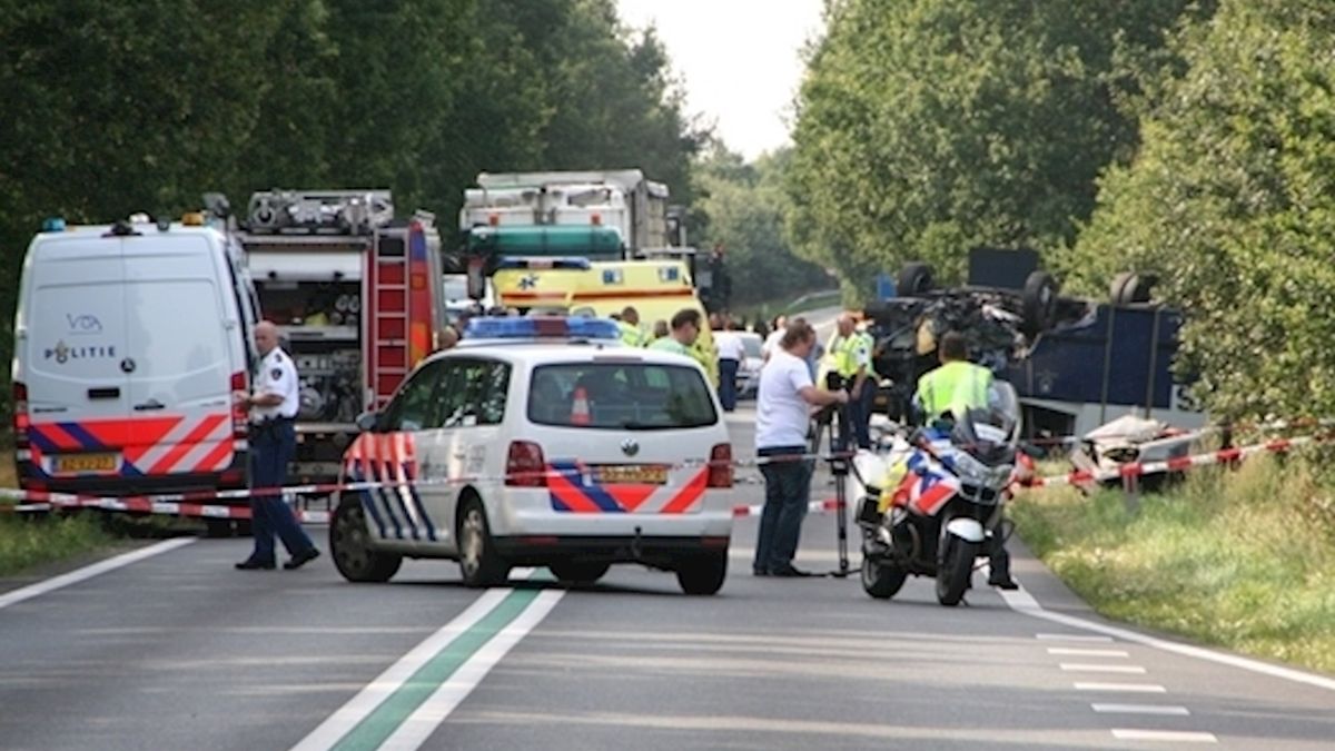 Persoon overleden bij aanrijding op N36 bij Beerzerveld
