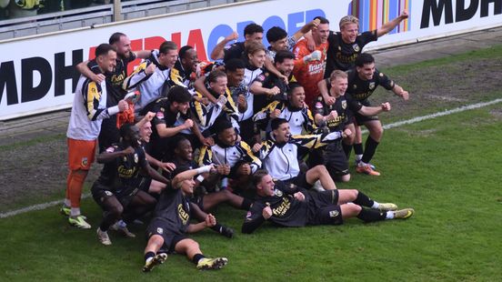 Vitesse vernedert De Graafschap op De Vijverberg met 1-4