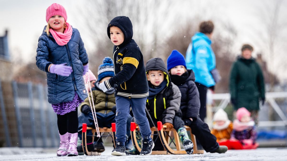 IN BEELD: schaatspret na één nacht vorst
