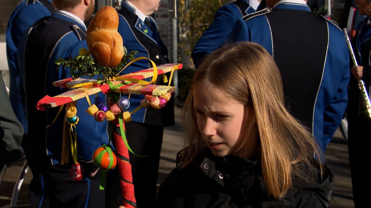 Chips en een broodhaantje: zo wordt Palmpasen gevierd in Hengelo