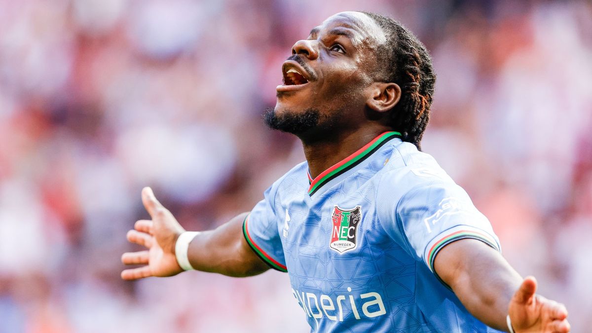 Topper voor NEC • Vitesse zonder Schikora