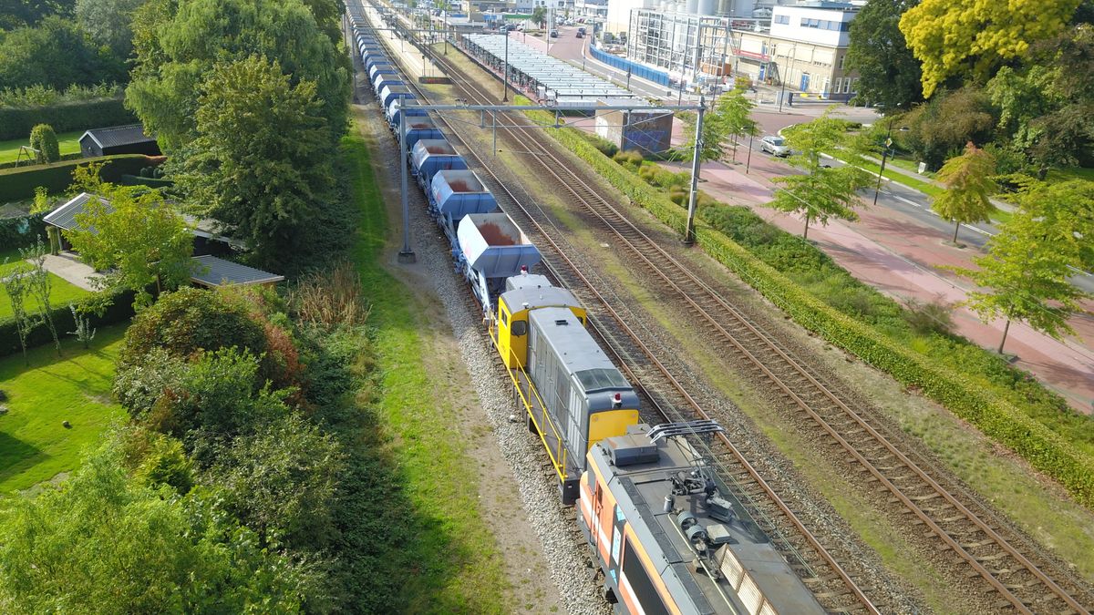 Werk aan spoorlijn tussen Assen en Hoogeveen: treinverkeer ligt stil