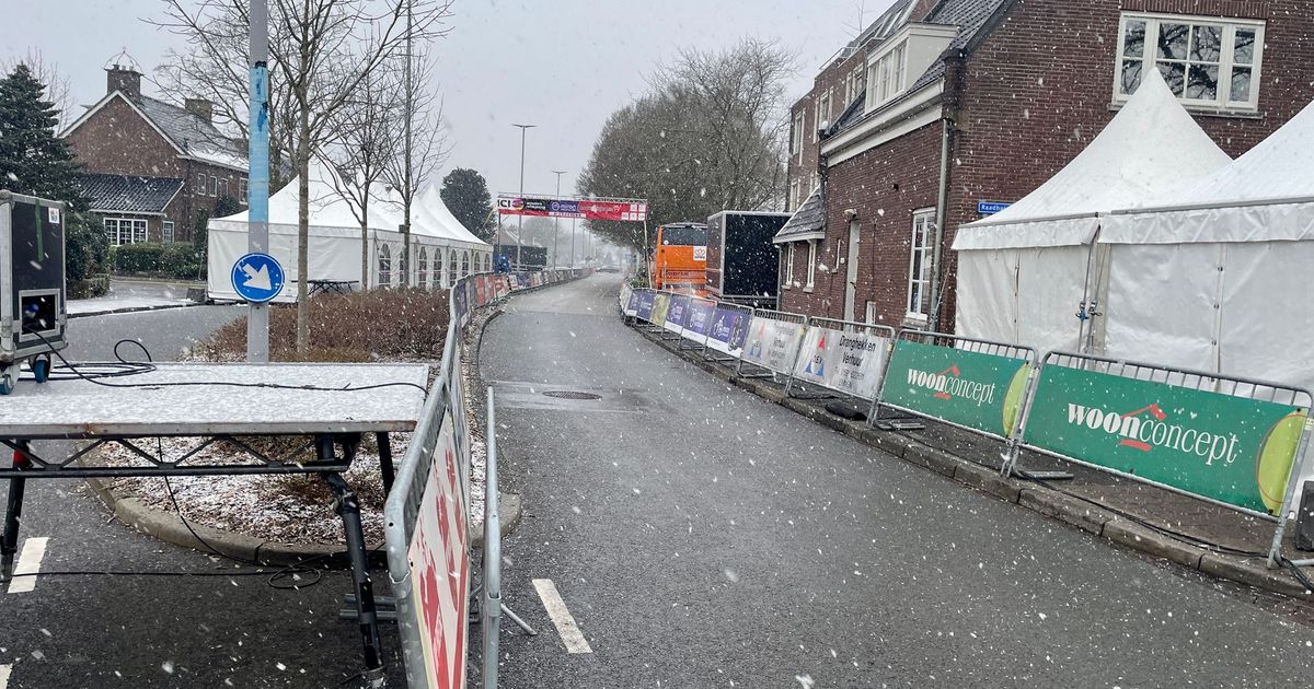 N Wegen Drenthe Dicht Vanwege Sneeuw