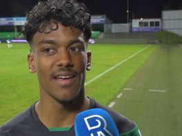 Jayden Slory is blij met 'voetbalvader' Melvin Boel