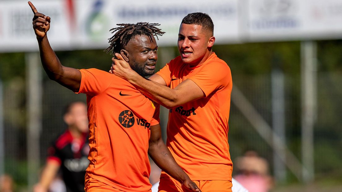 Emre Bal (rechts)