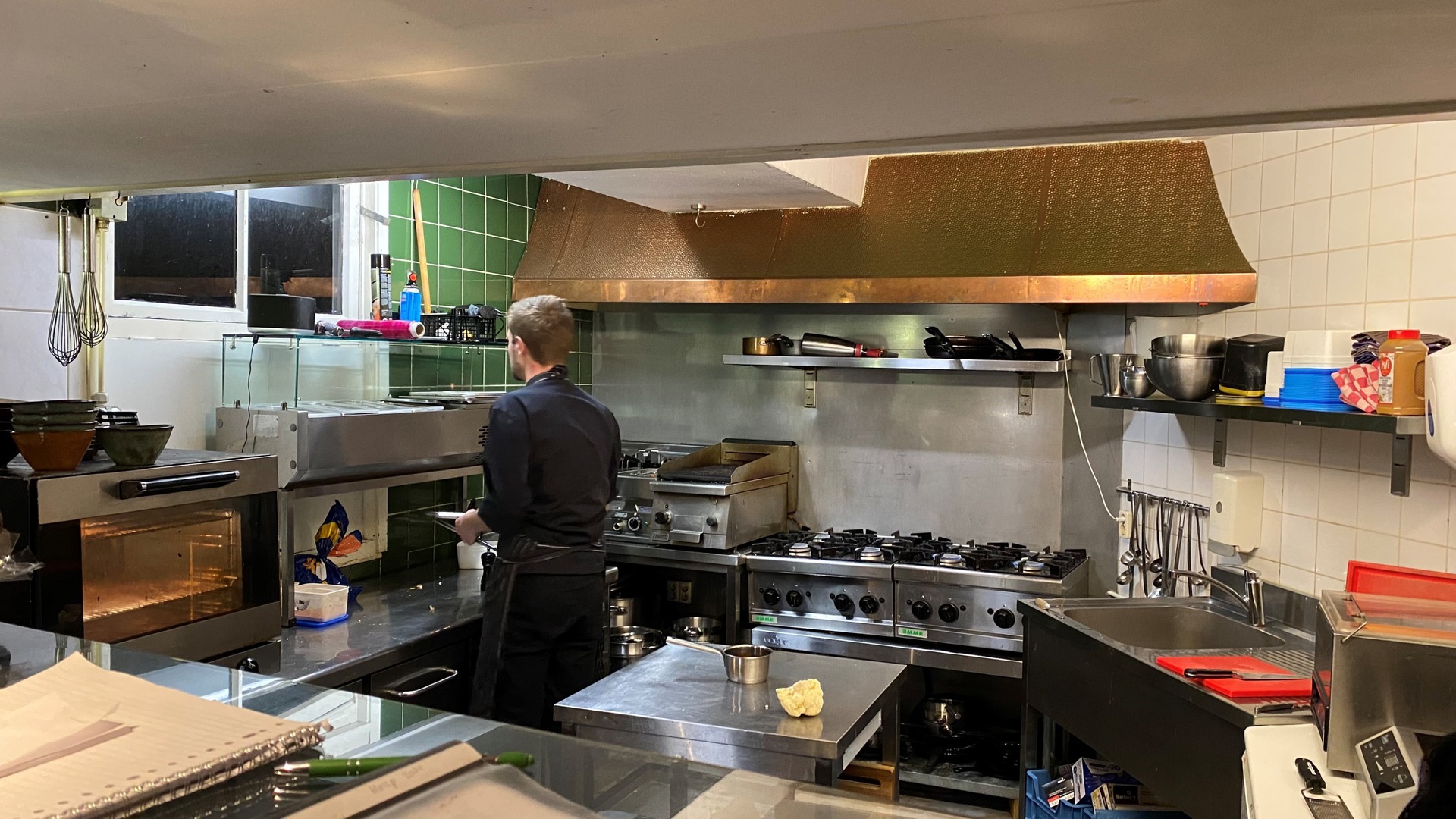 In restaurant De Kade in Grou