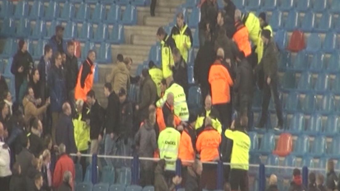 Stadionverbod voor Vitessesupporters die kaarten doorverkochten