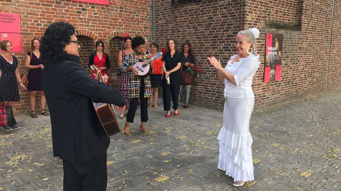 Graalbeweging viert naamdag Maria Magdalena met mini-processie