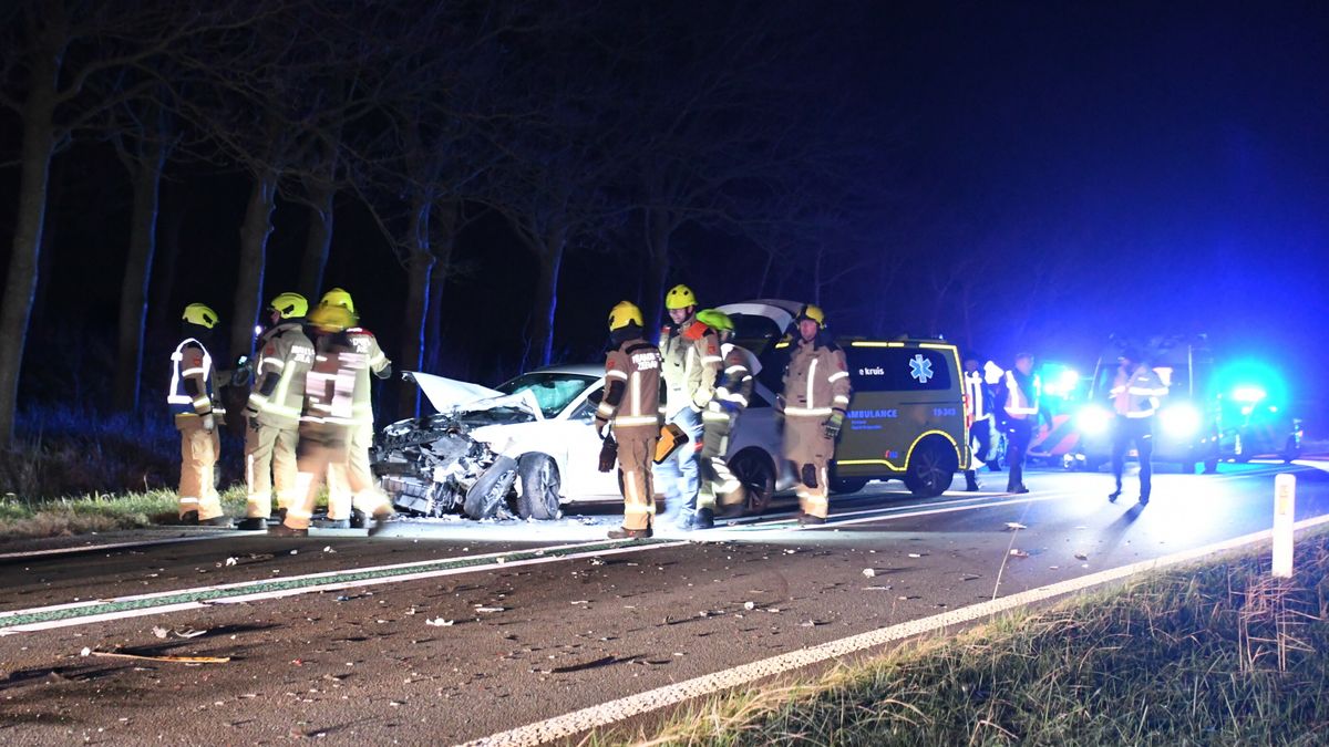 Meerdere mensen bekneld na ongeluk op Oost-Westweg bij Colijnsplaat, één persoon aangehouden