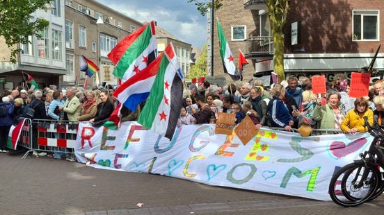 Honderden tegendemonstranten bij anti-asielprotest in Nijmegen