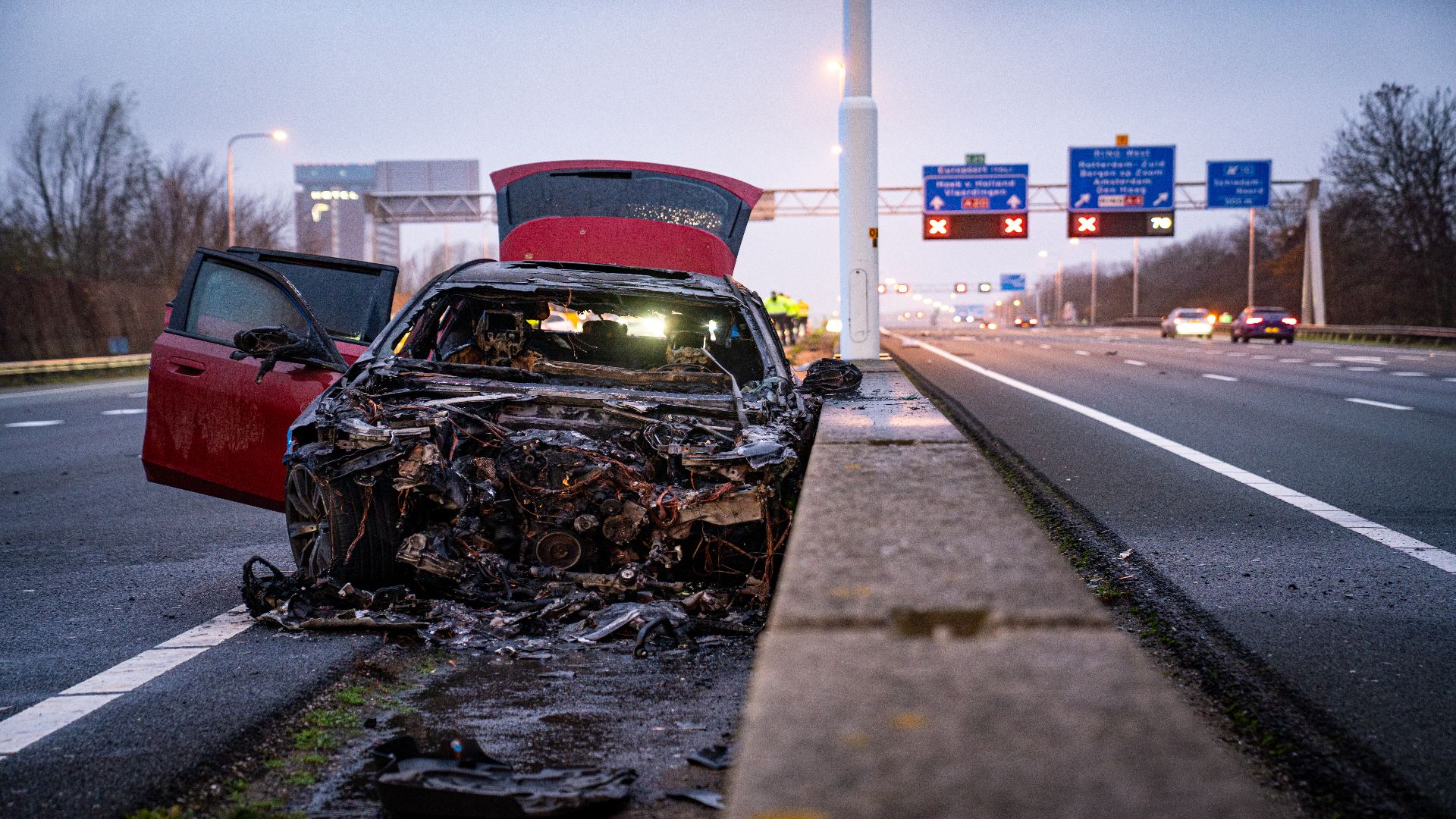 Snelweg dicht na ongeluk