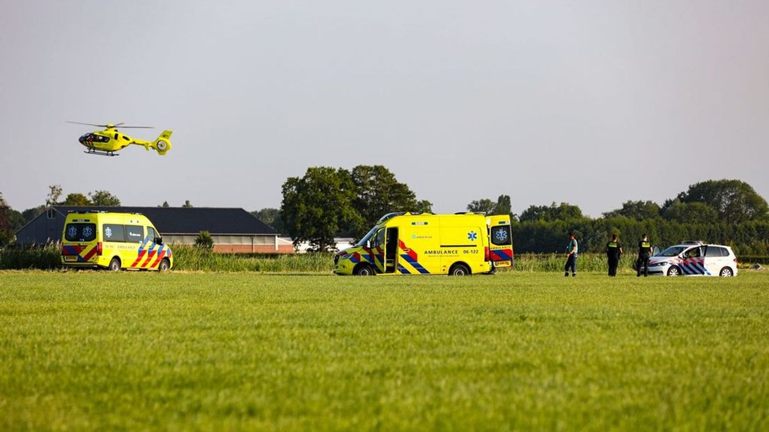 Hulpdiensten op vliegveld Teuge.